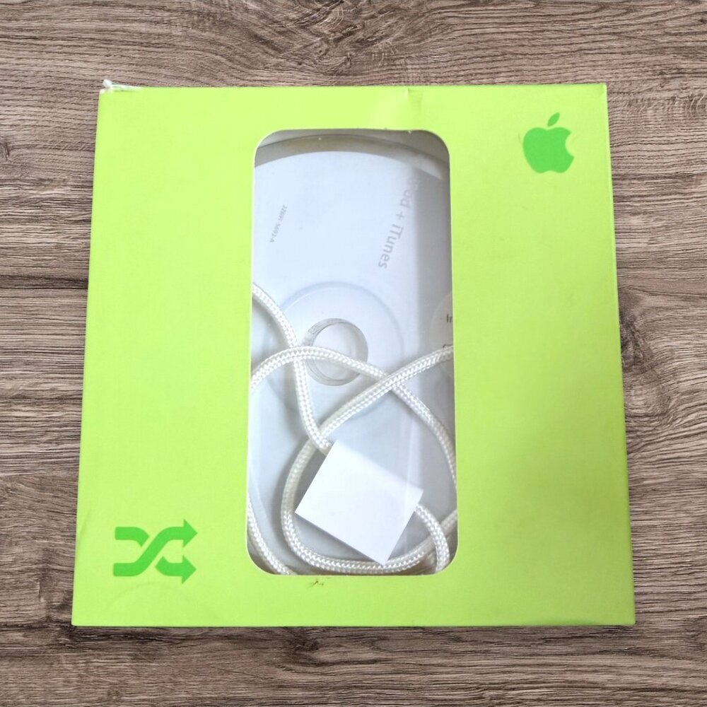 Apple iPod Shuffle 1st Gen Orig Box CDs Manuals Lanyard Earbud Covers No Player